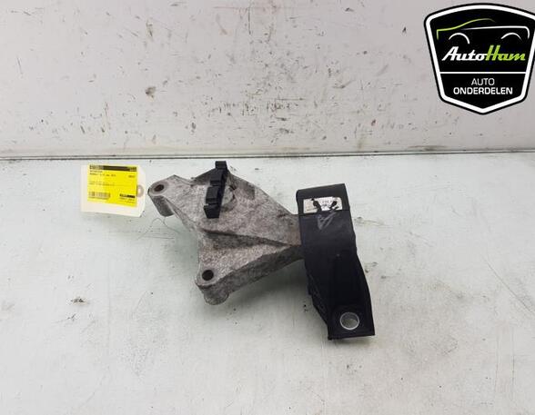 Engine Mount Bracket DACIA SANDERO III