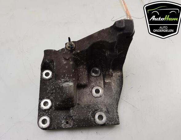 Engine Mount Bracket PORSCHE PANAMERA (970)