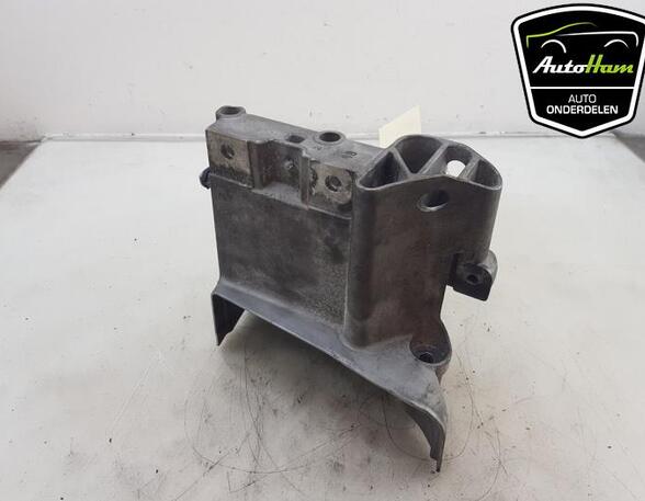 Engine Mount Bracket SKODA OCTAVIA III Combi (5E5, 5E6)