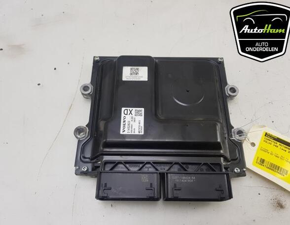 Control unit for engine VOLVO V40 Hatchback (525, 526), VOLVO V40 Cross Country (526)