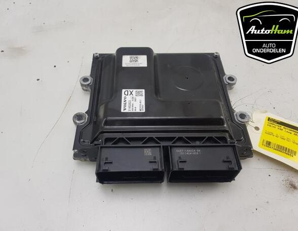 Control unit for engine VOLVO V40 Hatchback (525, 526), VOLVO V40 Cross Country (526)