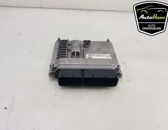 Control unit for engine SKODA OCTAVIA III Combi (5E5, 5E6)