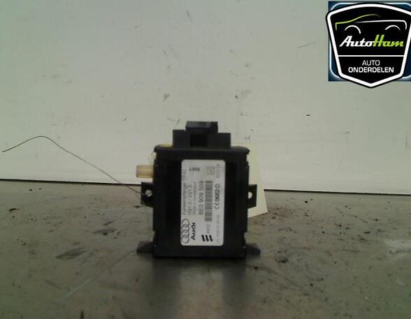 Wash Wipe Interval Relay AUDI A4 Avant (8E5, B6)