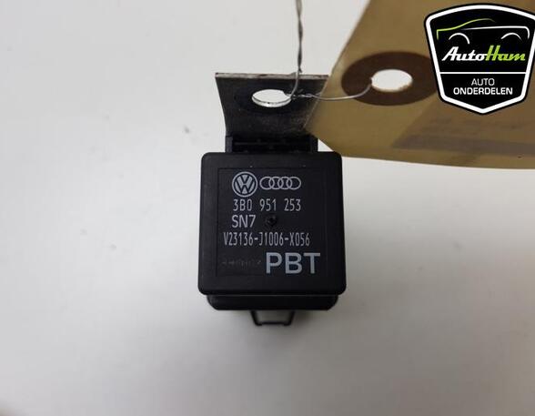 Wash Wipe Interval Relay SKODA ROOMSTER (5J7)