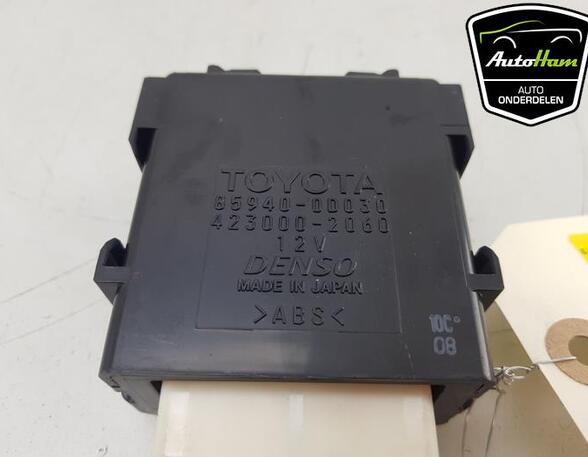 Wash Wipe Interval Relay TOYOTA YARIS (_P13_)