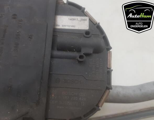 Wiper Motor VOLVO V40 Hatchback (525, 526), VOLVO V40 Cross Country (526)