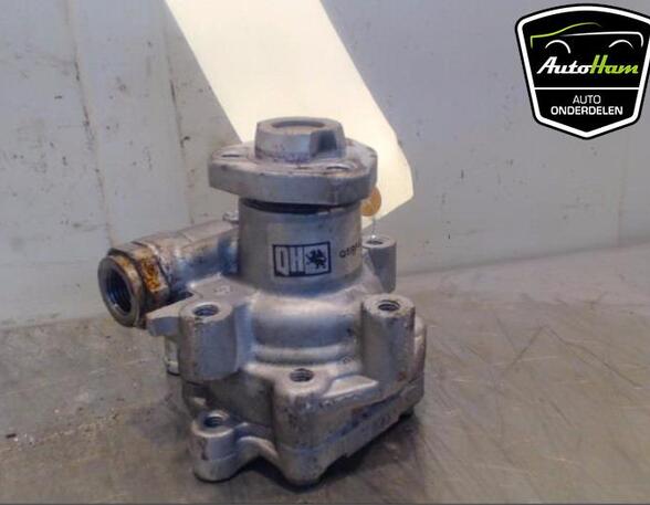 Power steering pump VW BORA (1J2), VW GOLF IV (1J1), VW CADDY II Box Body/MPV (9K9A), VW GOLF IV Variant (1J5)