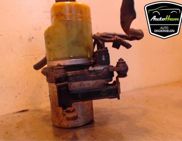 Power steering pump FORD FOCUS II (DA_, HCP, DP)