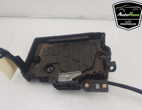 Battery holder DACIA SANDERO III