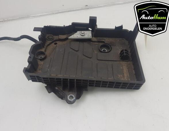 Battery holder DACIA SANDERO III