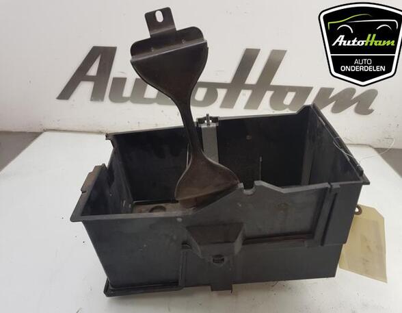 Battery holder VOLVO V50 (545)