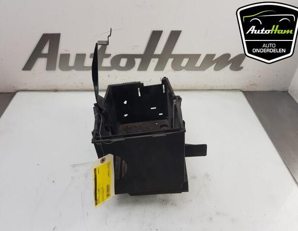 Battery holder VOLVO V50 (545)