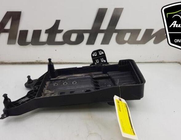 Batterieaufnahme VW Tiguan II AD 5QF915331C P12276443