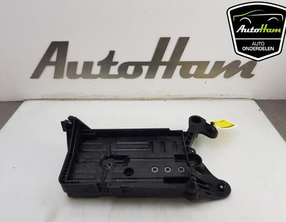 Batterijhouder AUDI A3 Sportback (8VA, 8VF)