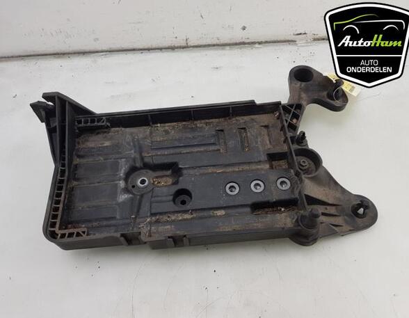 Batterieaufnahme VW Golf VII 5G 5Q0915321J P19037136