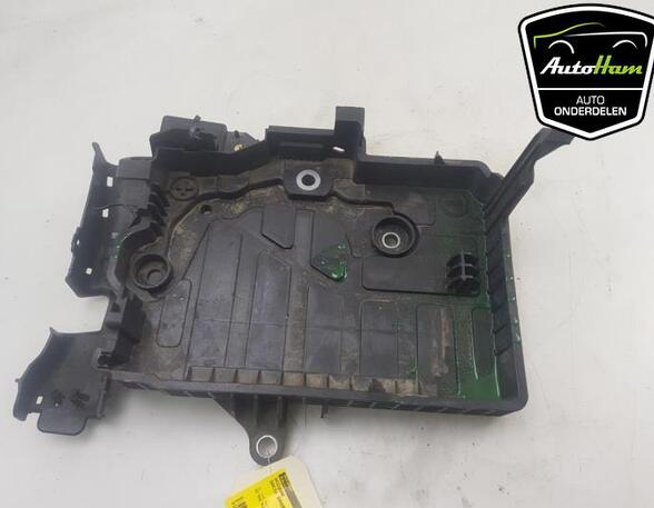 Battery holder DACIA SANDERO III