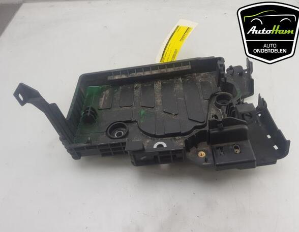 Battery holder DACIA SANDERO III