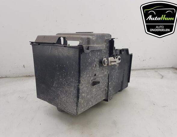 Battery holder FORD FOCUS III Saloon