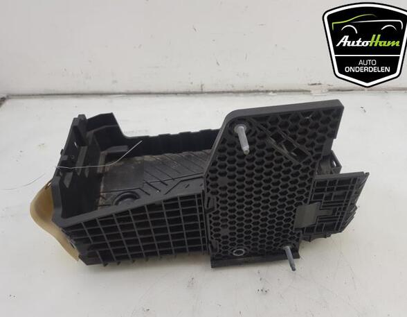 Batterijhouder OPEL CORSA F (P2JO)