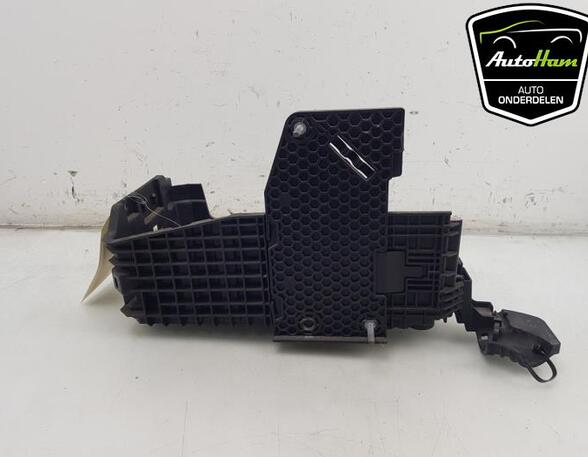 Battery holder OPEL CORSA F (P2JO)