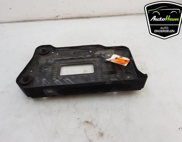 Battery holder MERCEDES-BENZ GLA-CLASS (X156)