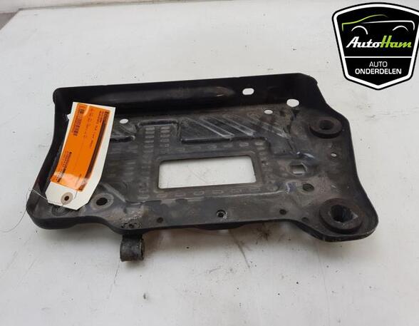 Battery holder MERCEDES-BENZ GLA-CLASS (X156)