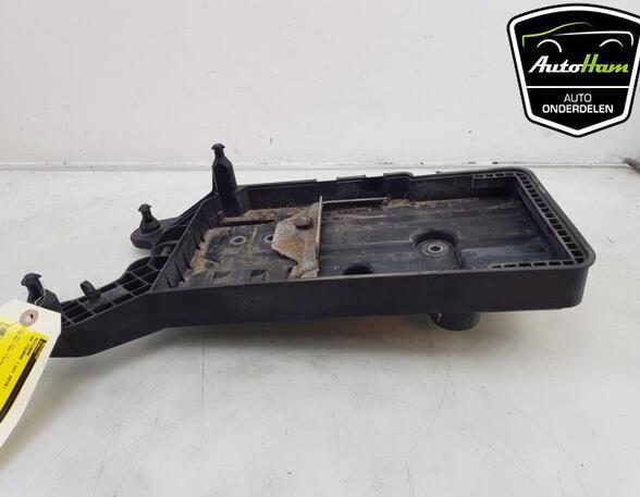 Batterieaufnahme VW Touran II 5T 5QF915331C P20846307