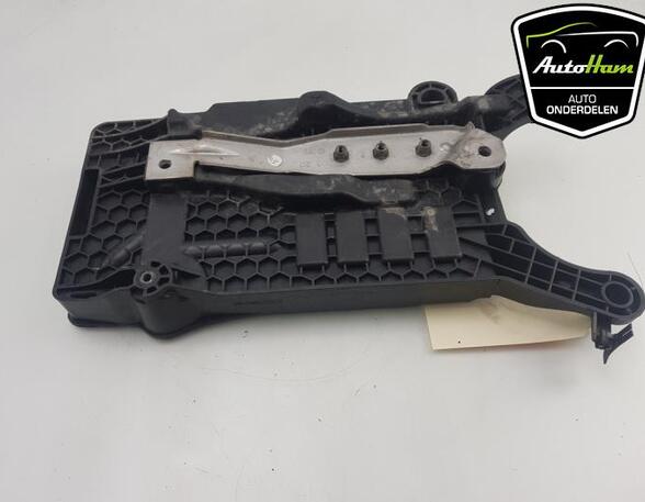 Battery holder SEAT IBIZA V (KJ1, KJG), VW POLO (AW1, BZ1), SEAT ARONA (KJ7, KJP), SKODA FABIA IV (PJ3)