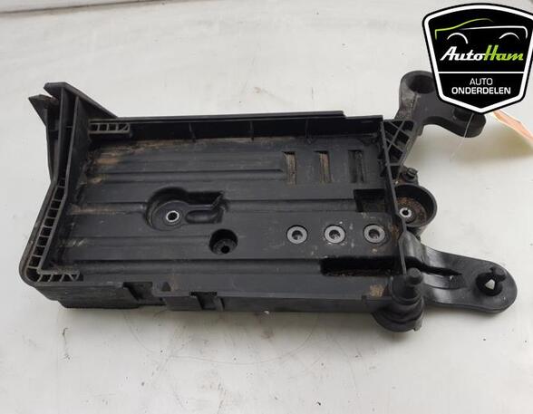 Battery holder VW GOLF VII (5G1, BQ1, BE1, BE2), SEAT LEON (5F1), SEAT LEON SC (5F5), AUDI A3 (8V1, 8VK)