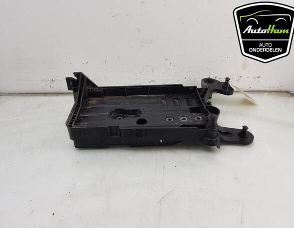 Battery holder VW GOLF VII (5G1, BQ1, BE1, BE2), SEAT LEON (5F1), SEAT LEON SC (5F5), AUDI A3 (8V1, 8VK)