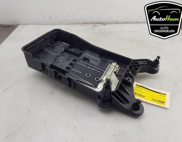 Battery holder VW TIGUAN (AD1, AX1), VW TIGUAN ALLSPACE (BW2), SKODA KODIAQ (NS7, NV7, NS6), VW TOURAN (5T1)