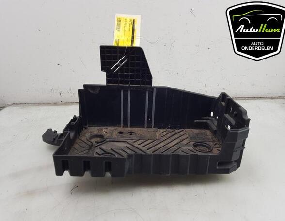 Battery holder PEUGEOT 2008 II (UD_, US_, UY_, UK_)