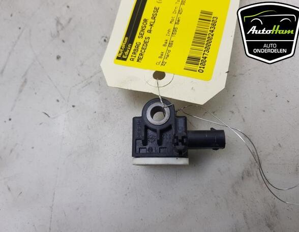 Sensor für Airbag Mercedes-Benz A-Klasse W176 A1668210151 P19301355