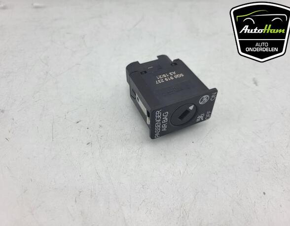 Sensor für Airbag VW Polo VI AW 5Q0919237 P19962873