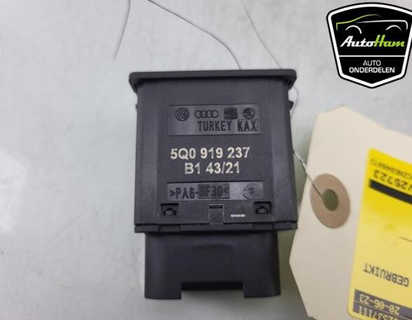 Sensor für Airbag VW Passat B8 Variant 3G 5Q0919237 P18970492