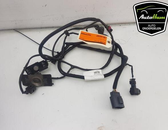 Parking assistance sensor VOLVO V60 I (155, 157), VOLVO V70 III (135), VOLVO XC70 II (136), VOLVO XC60 (156)