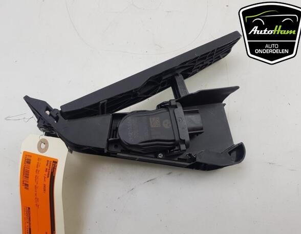 Accelerator pedal BMW 2 Gran Coupe (F44), BMW 5 (G30, F90)