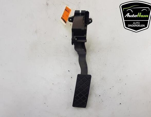 Accelerator pedal AUDI A1 Sportback (8XA, 8XF)