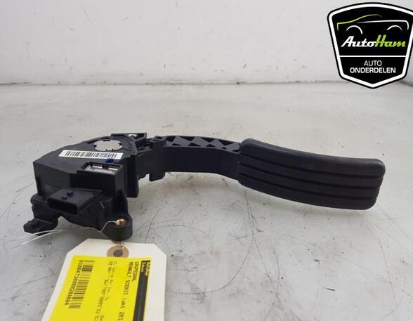 Accelerator pedal RENAULT TRAFIC III Van (FG_)