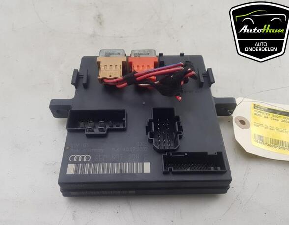 Control unit central electric (BCM) AUDI A4 B7 Convertible (8HE), AUDI A4 Avant (8E5, B6), AUDI A4 Avant (8ED, B7)