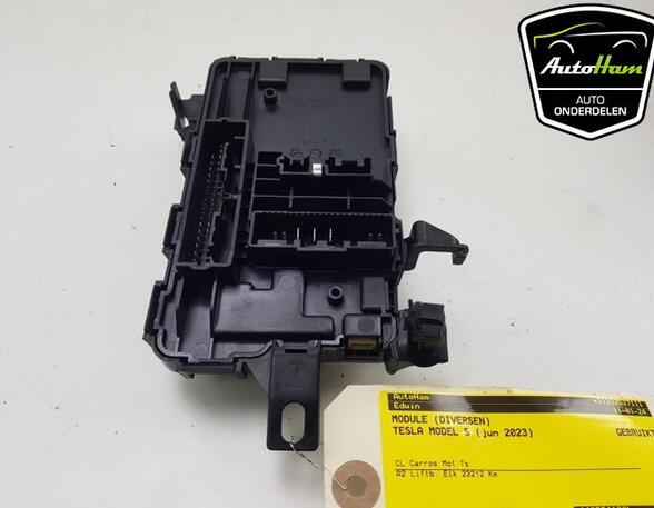 Control unit for seat TESLA MODEL S (5YJS)