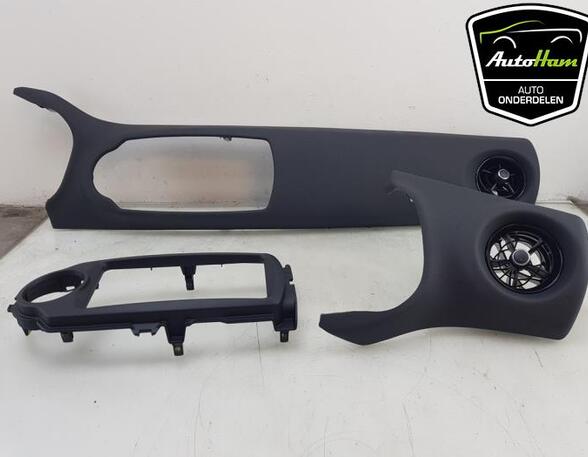 Instrument panle border TOYOTA YARIS (_P13_)