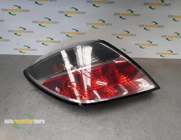 Combination Rearlight OPEL ASTRA H GTC (A04)