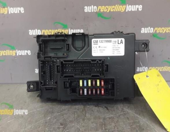 Fuse Box OPEL Corsa D (S07)