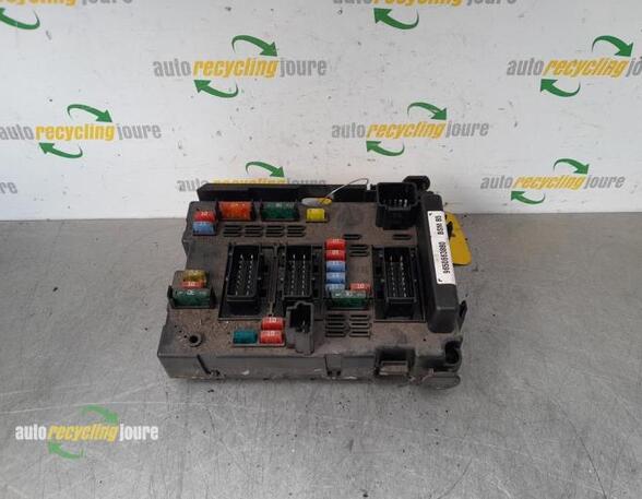 Fuse Box PEUGEOT 307 Break (3E), PEUGEOT 307 SW (3H)