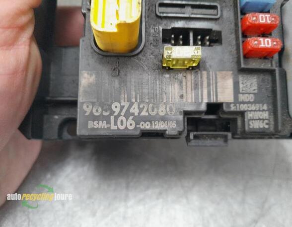 Fuse Box PEUGEOT 307 Break (3E), PEUGEOT 307 SW (3H)