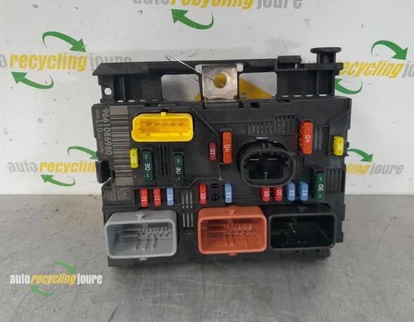 Fuse Box PEUGEOT 207 (WA_, WC_)