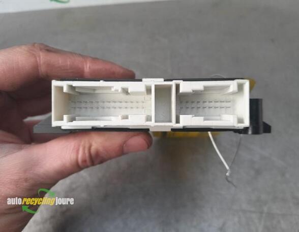 Control unit for parking support VW Touran (5T1)