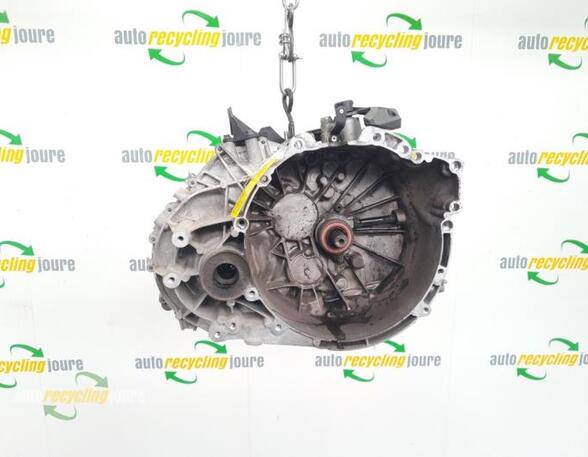 Manual Transmission VOLVO V40 Hatchback (525, 526), VOLVO V40 Cross Country (526)