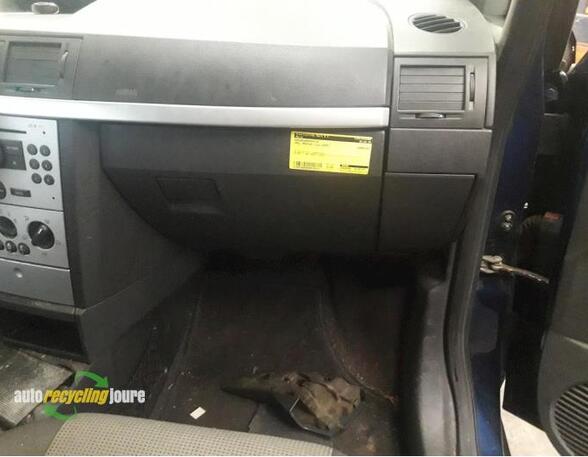 Glove Compartment (Glovebox) OPEL Meriva (--)